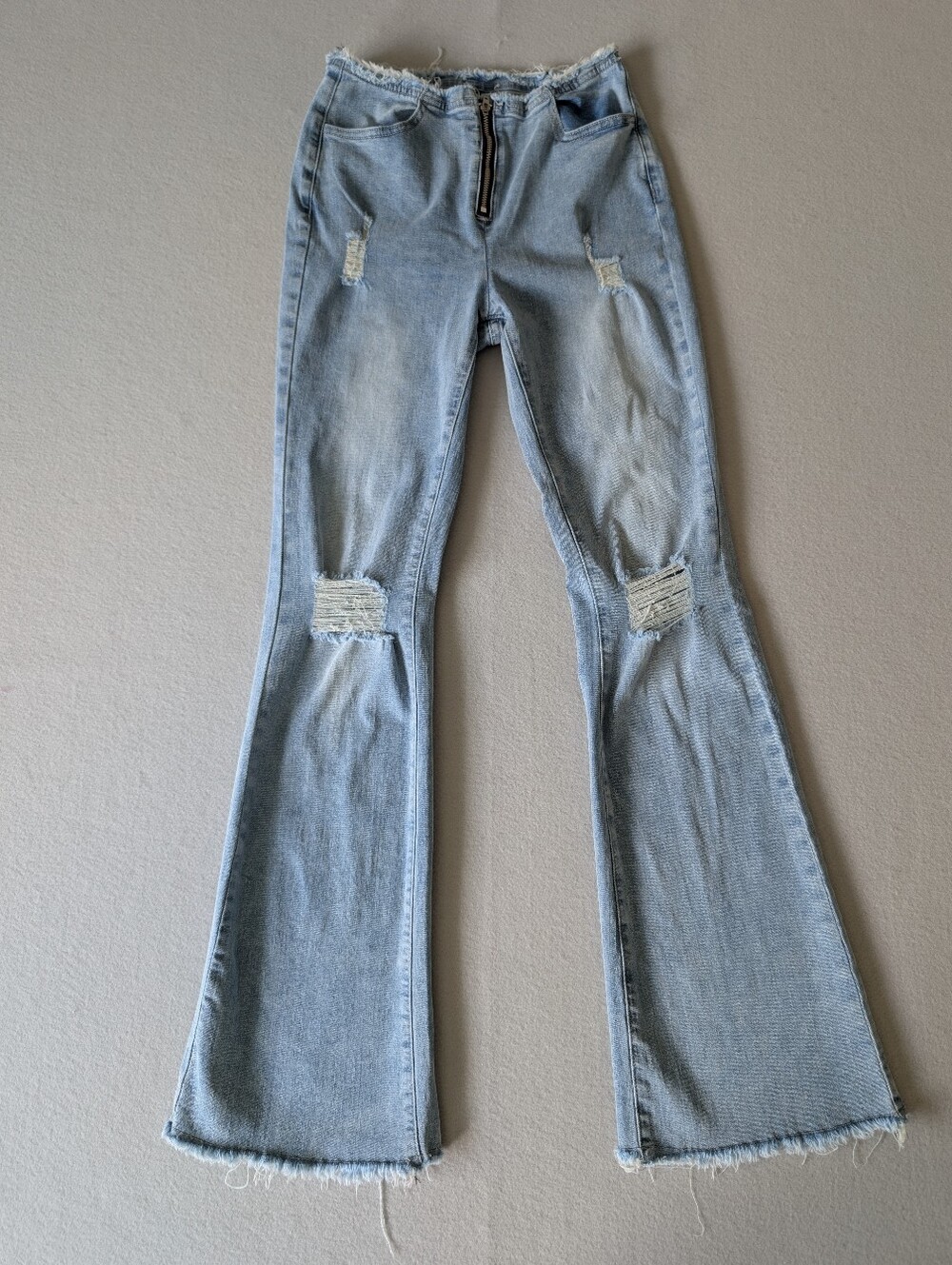 Y2K Style Raw Cut Distressed Light Wash Flare Jeans High Waist Size Small